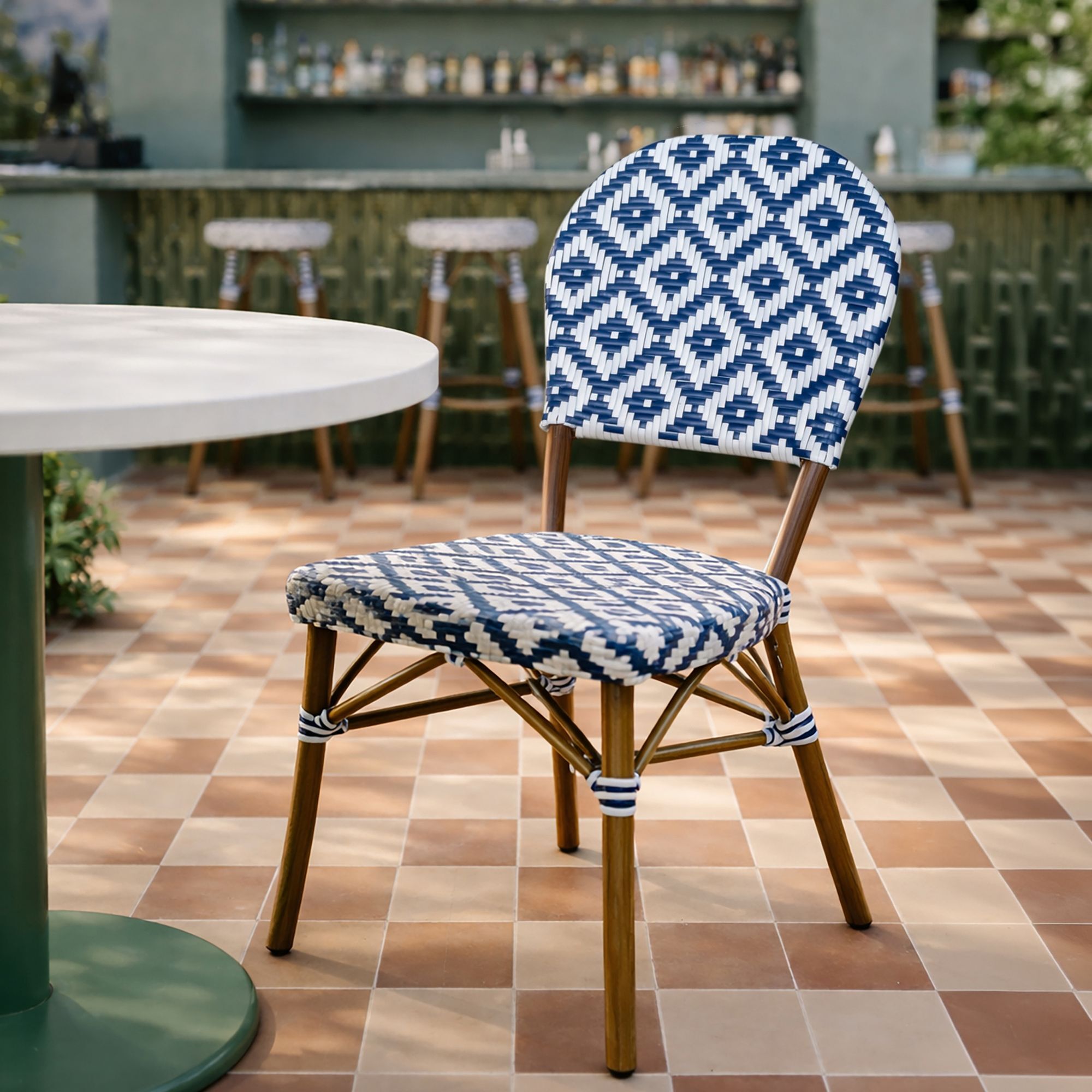 Lot de 2 chaises extérieures en aluminium effet rotin bleu SCALA