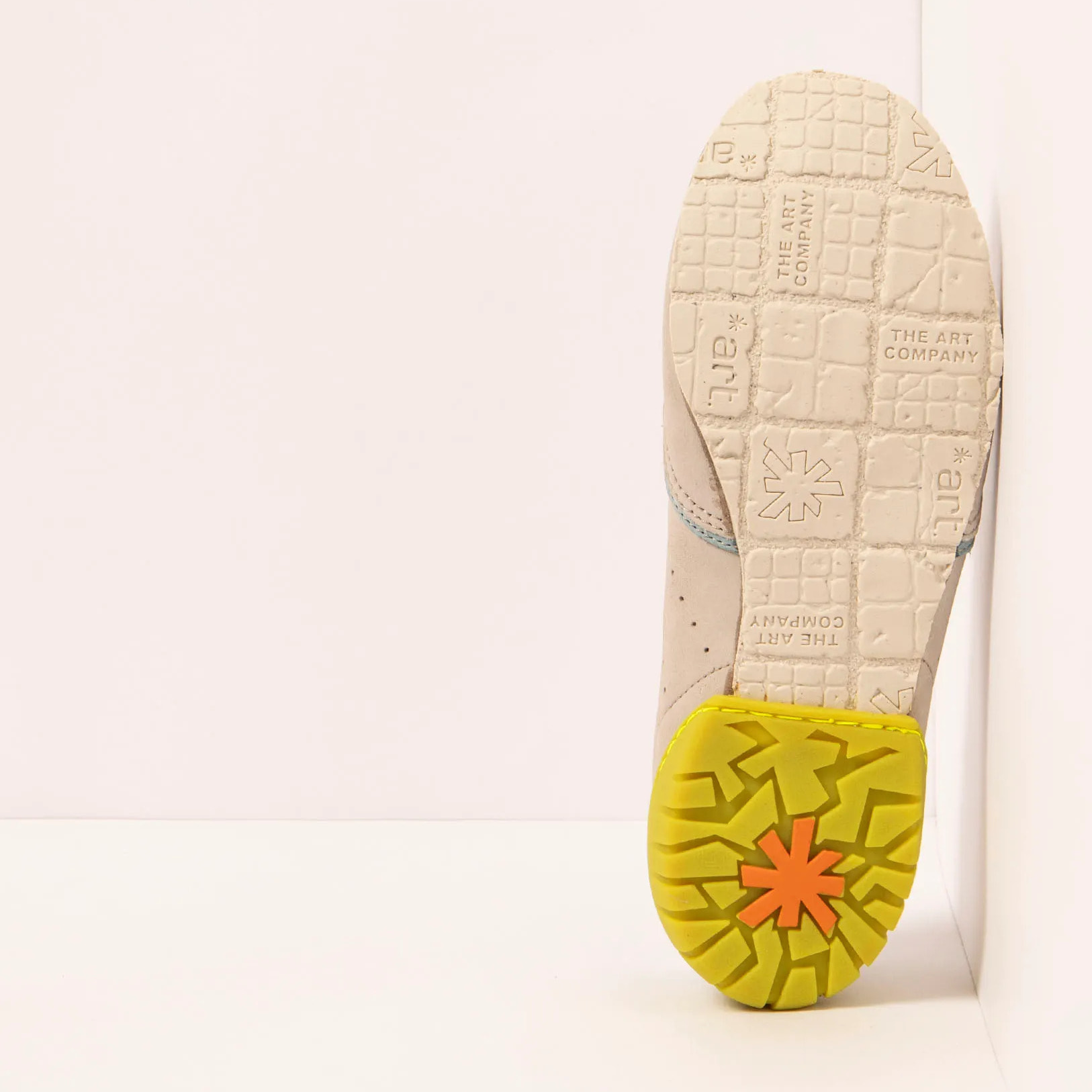 Zapatos 1744 NOBUCK BONE-HAWAI/ NANTES color Bone-hawai