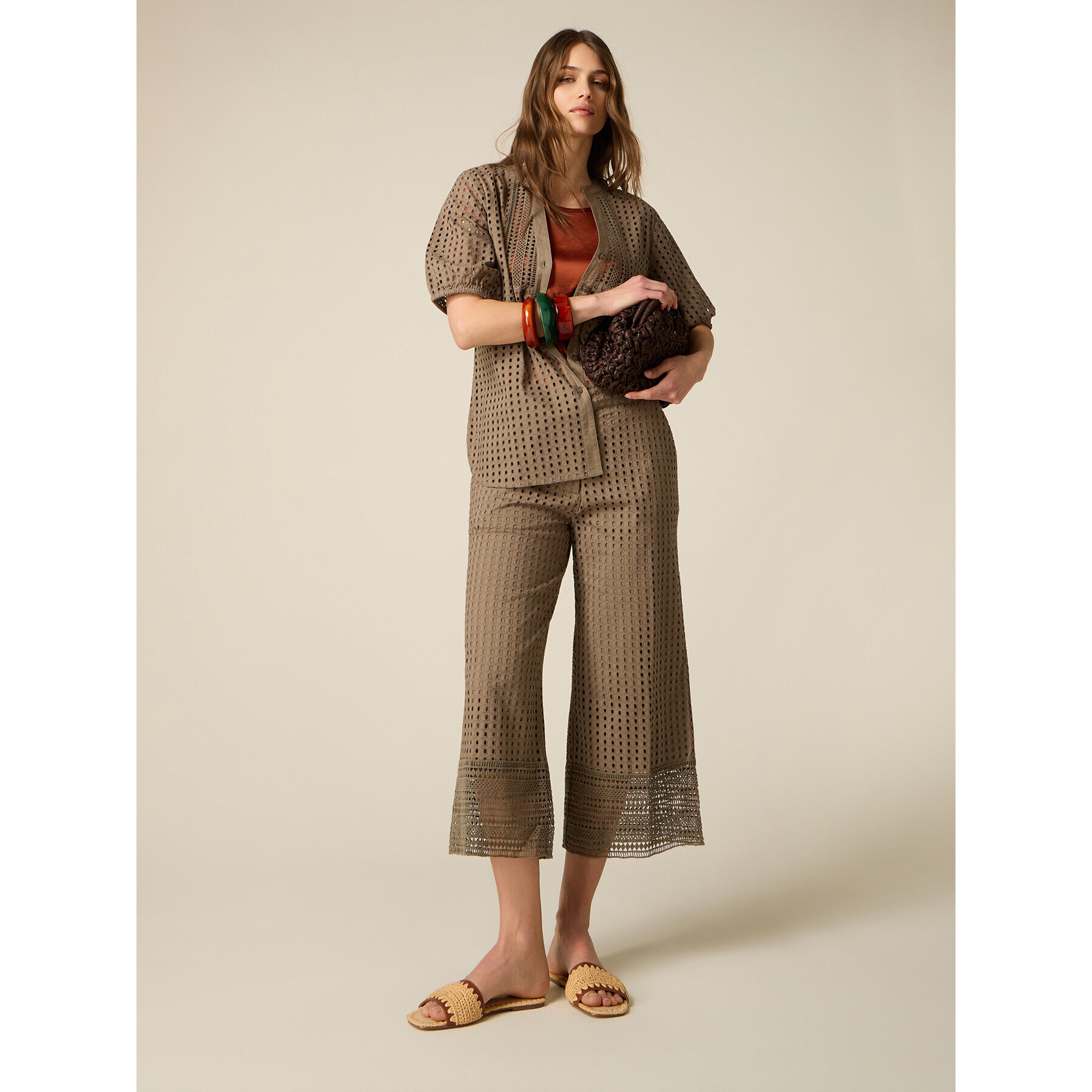 Oltre - Pantaloni cropped traforati - Verde militare