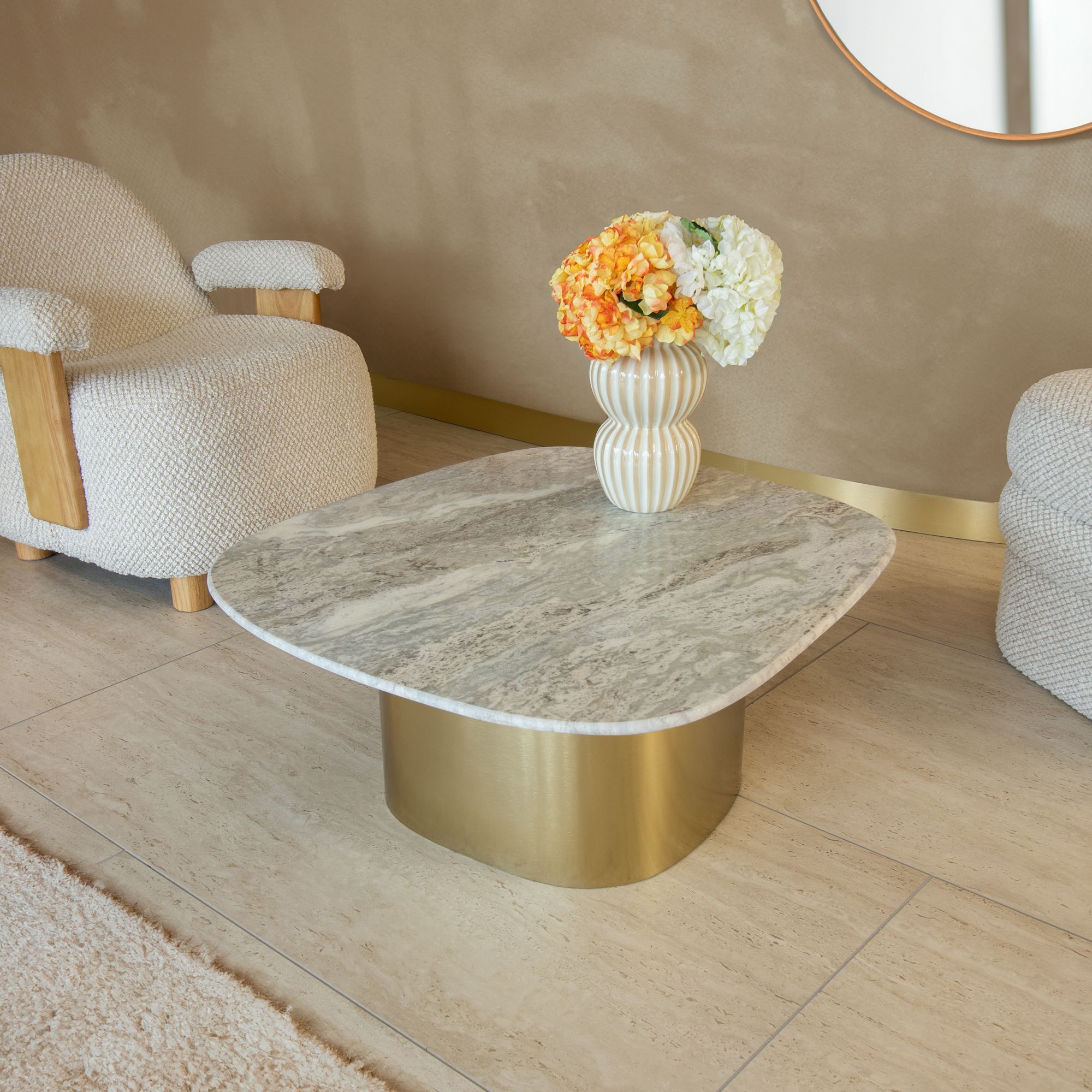 Table basse en marbre gris et pied en métal doré FEDJE