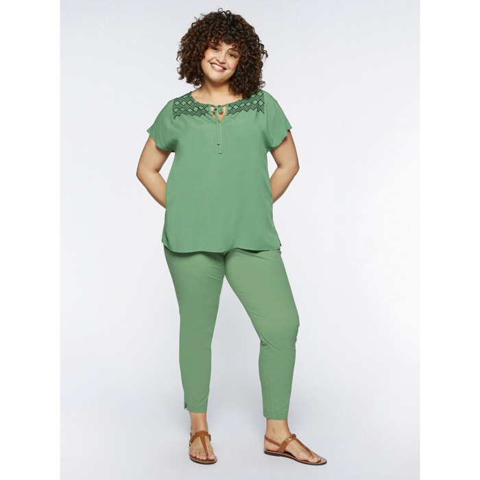 Fiorella Rubino - Blusa con ricamo - Verde