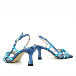 Sandalia con adorno en lacito. Tacón 6 cm