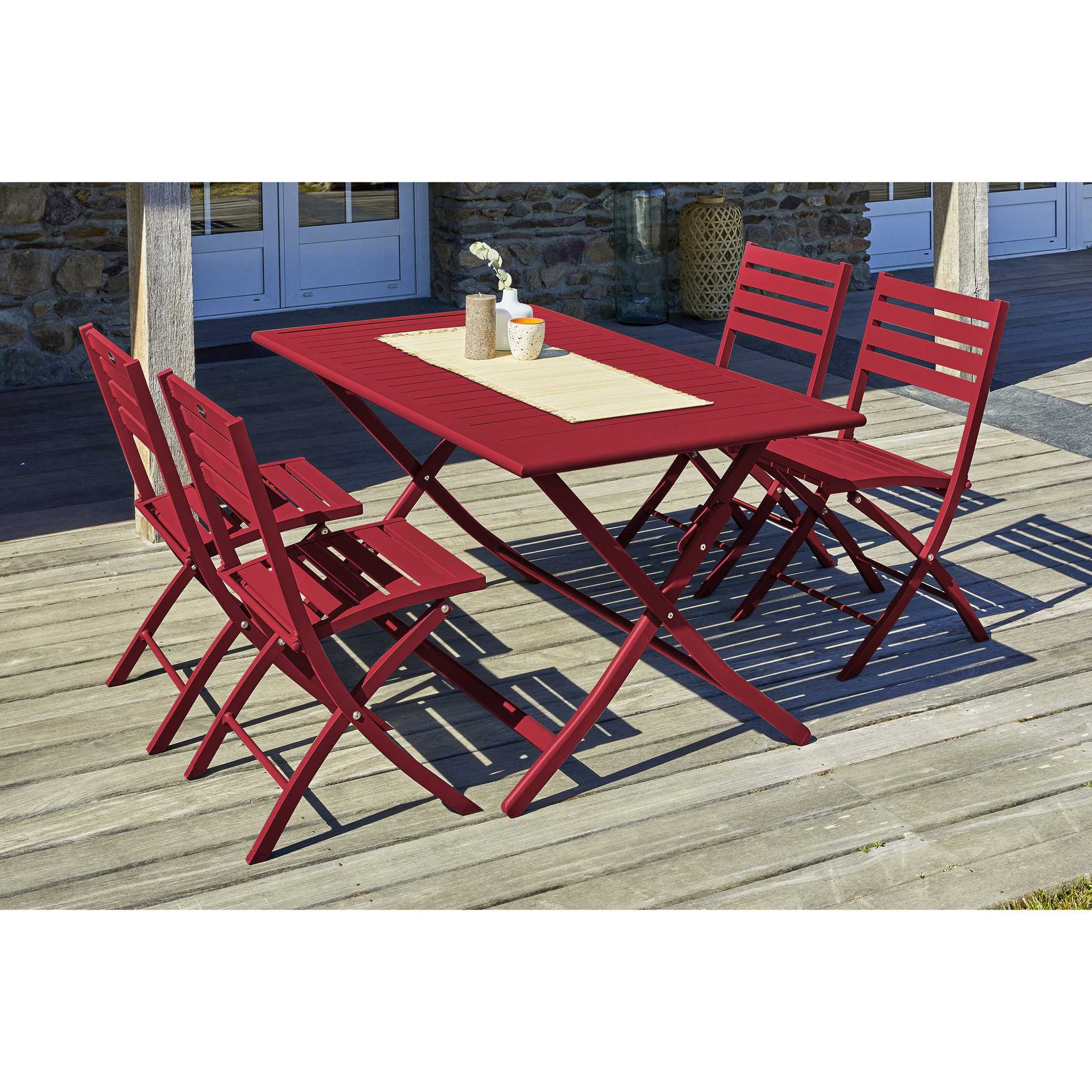 MARIUS - Ensemble repas de jardin 4 places en aluminium rouge carmin