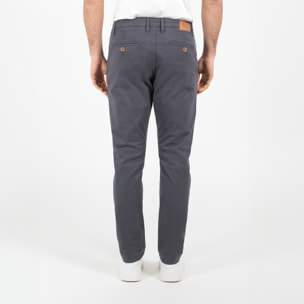 Pantalone chinos in gabardine