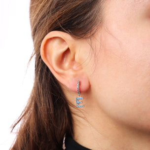 Orecchino Pendente con Lettera E in Pavé di Cubic Zirconia Blu