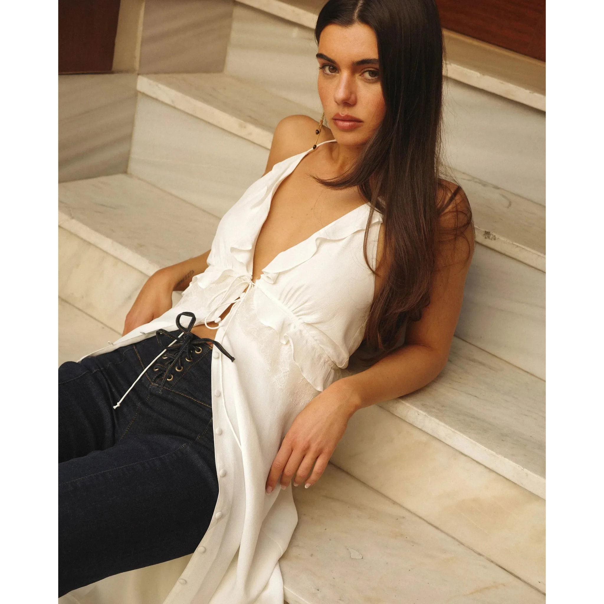 Pantalón vaquero acampanado de mujer