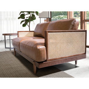 Sofá Angel Cerdá de 2 plazas tapizado en piel de origen vacuno en marrón patas de madera en nogal 164x96x83cm