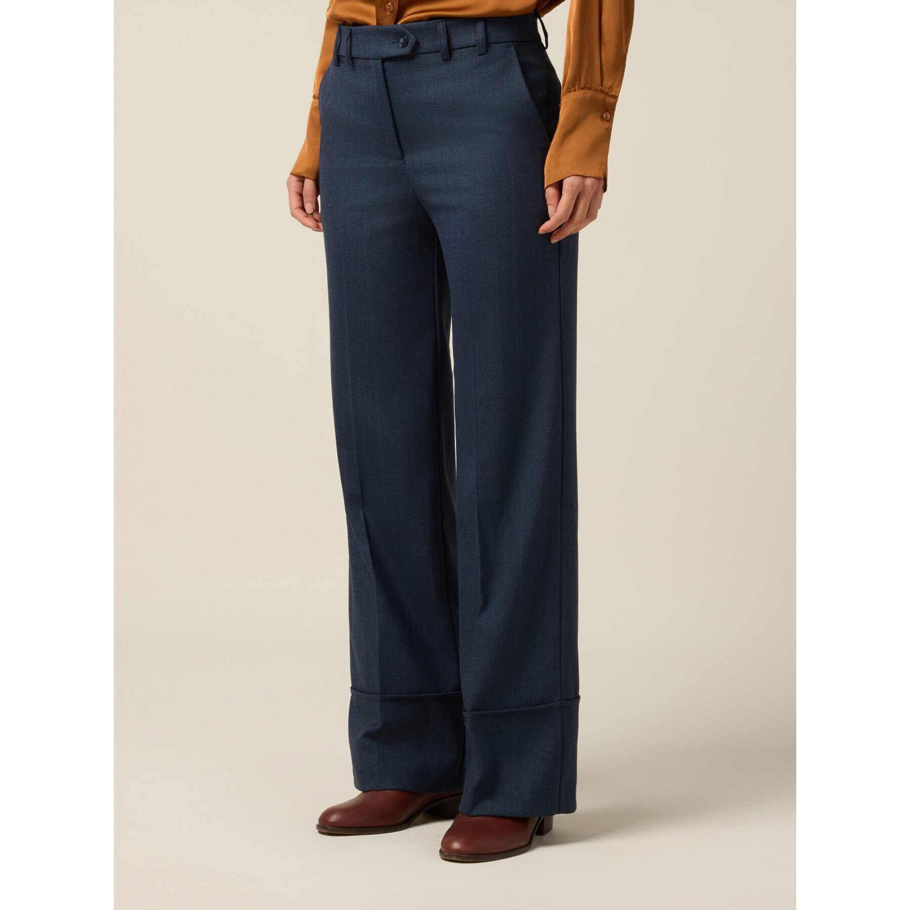 Oltre - Pantaloni wide leg flare con risvolto - Blu