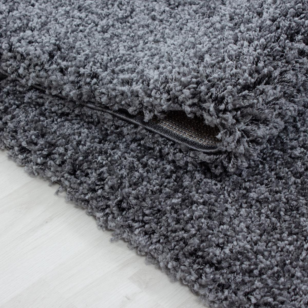 Tapis poils longs shaggy tissé motif uni GECO