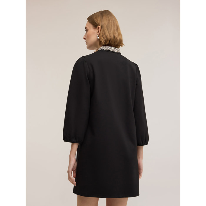 Motivi - Vestido en punto milano con cuello bordado - Negro