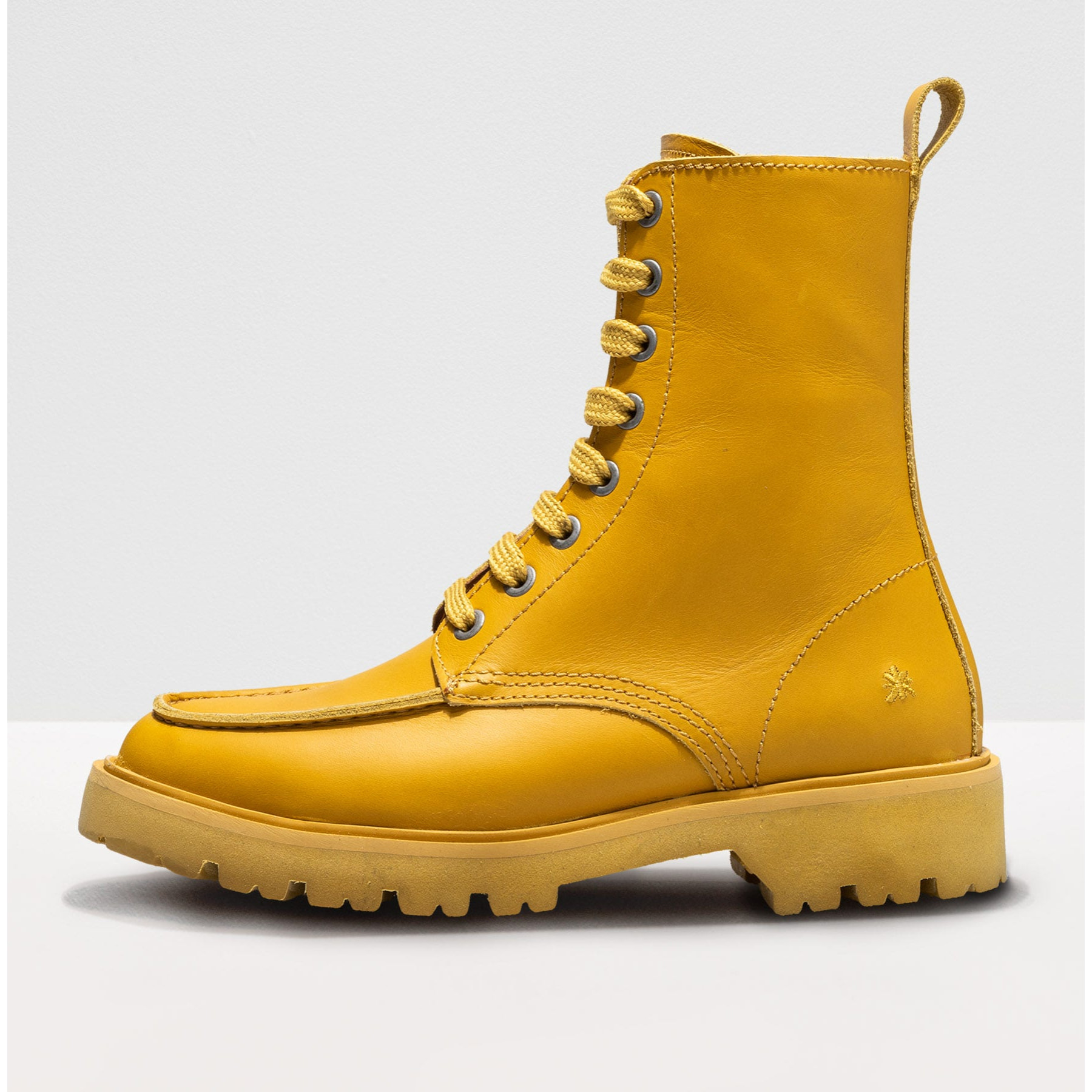 Botines 1682 GRASS WAXED MUSTARD/ GRAZ color Mustard