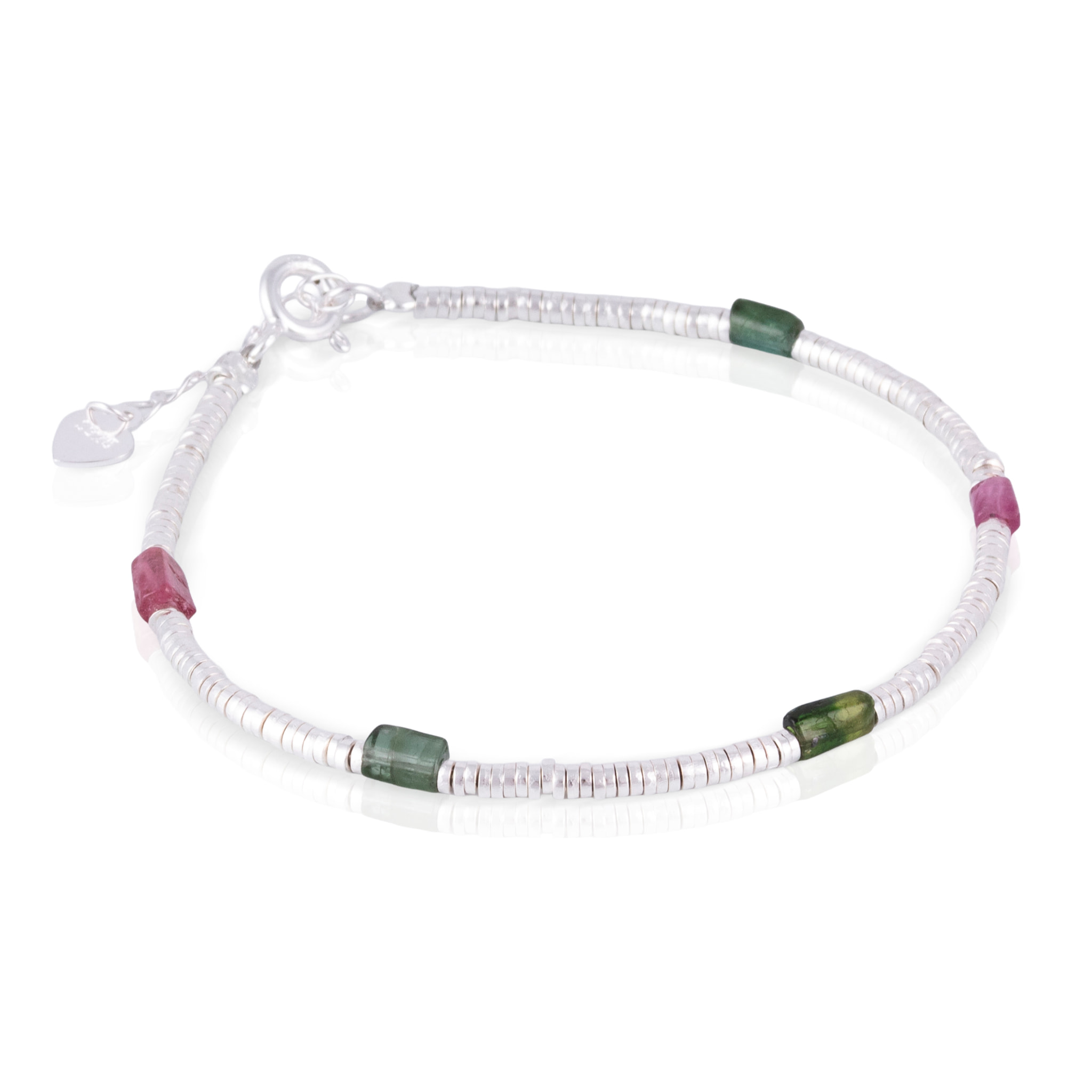 Pulsera plateada con cuentas de turmalina rosas y verdes, detalles en plata de ley 925 y cierre de resorte.