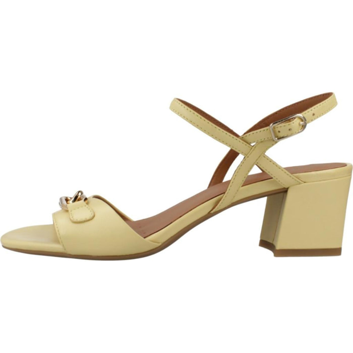 Sandalias Mujer de la marca GEOX  modelo D NEW ERAKLIA 50 AMARILLO