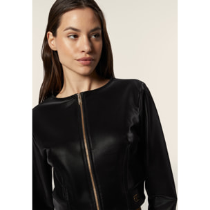 Giacca corta con zip da donna in similpelle lucida