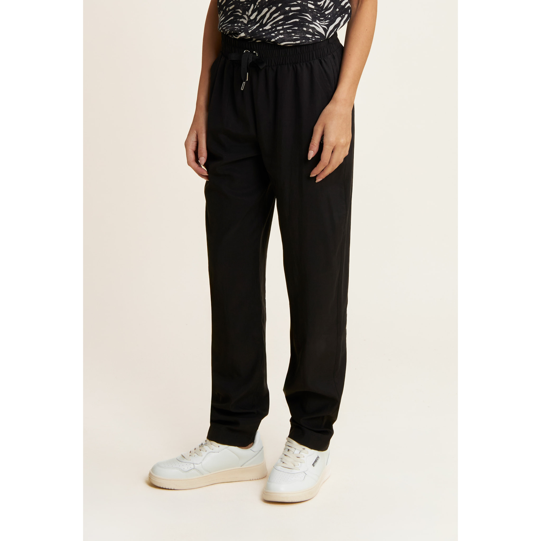 Pantaloni Sportivi finish setoso con Fondo Aderente