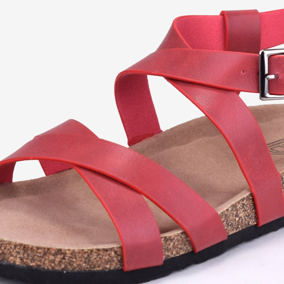 Sandalias planas rojas con suela de corcho