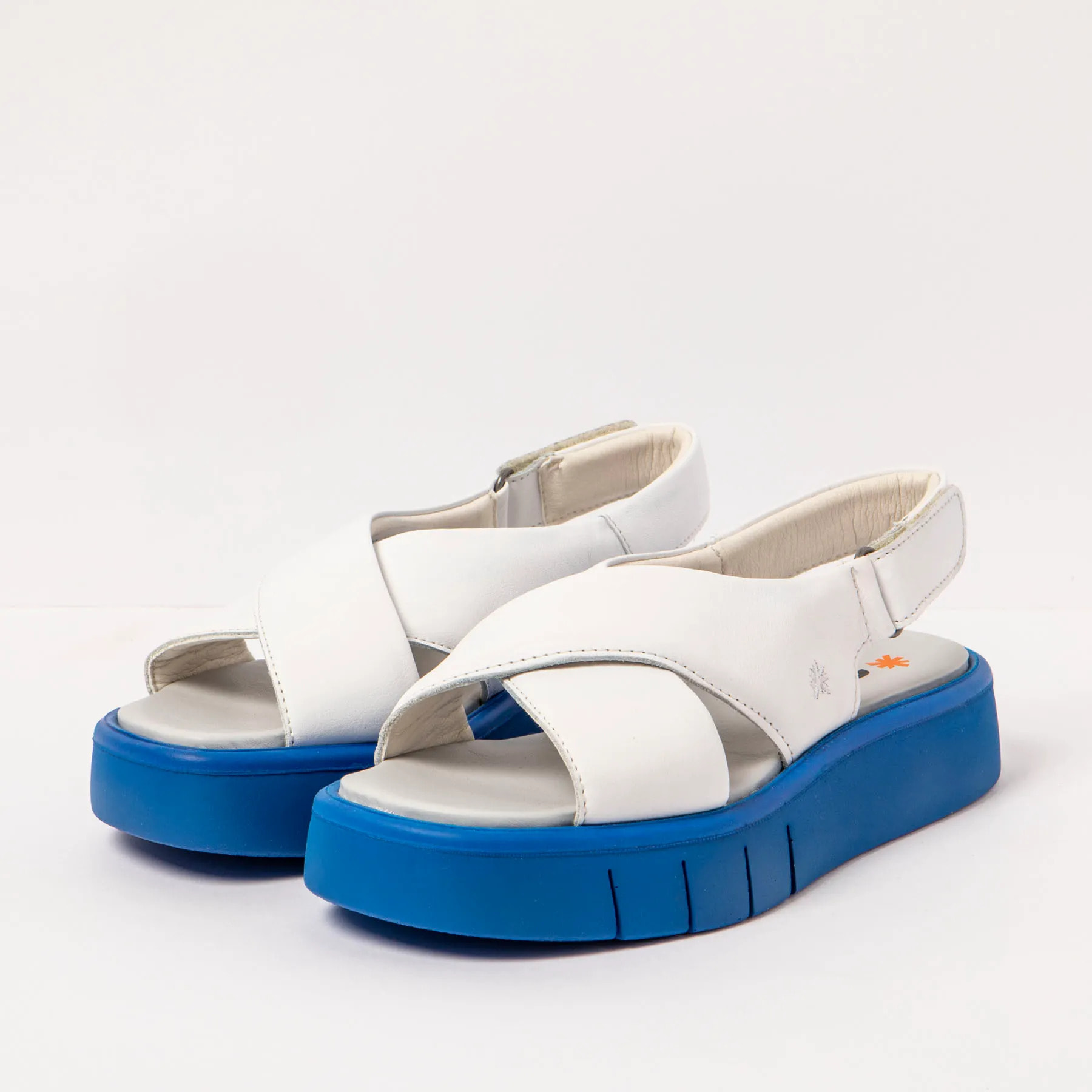 Sandalias 1855 NAPPA WHITE-BLUE/ MALAGA color White-blue