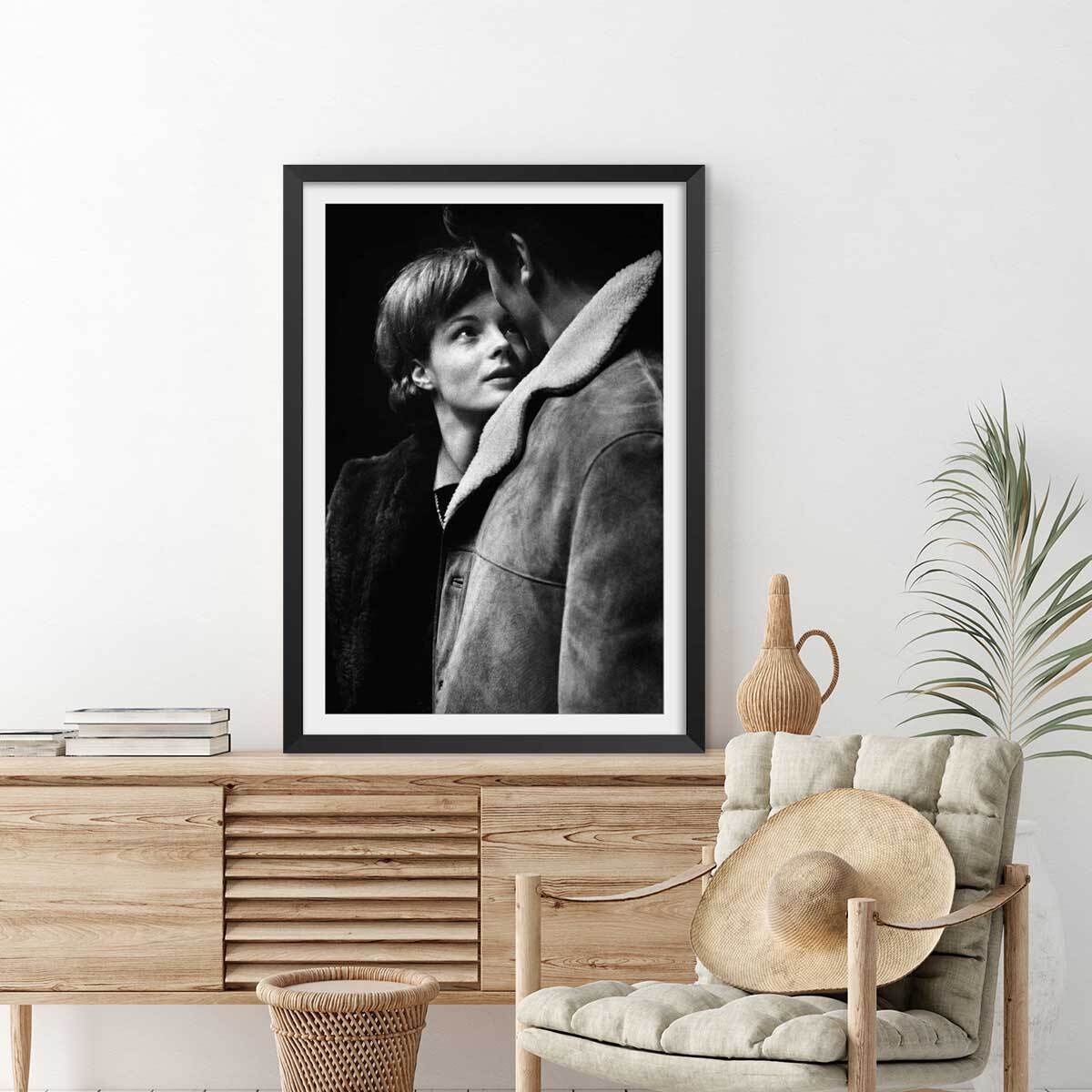 Affiche célébrité Romy Schneider et Alain Delon Affiche + cadre en bois - Noir