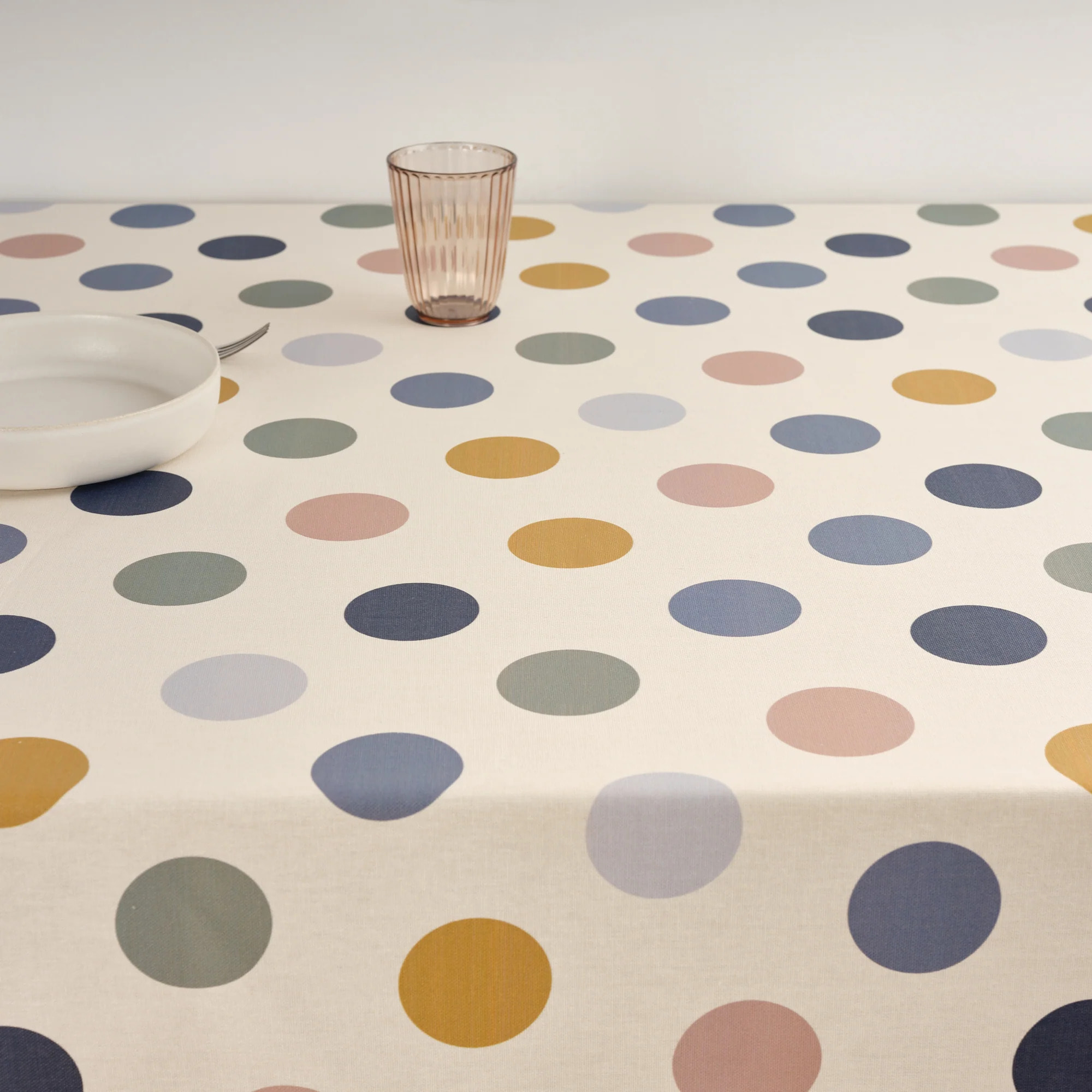 Nappe en résine anti-taches 0120-160