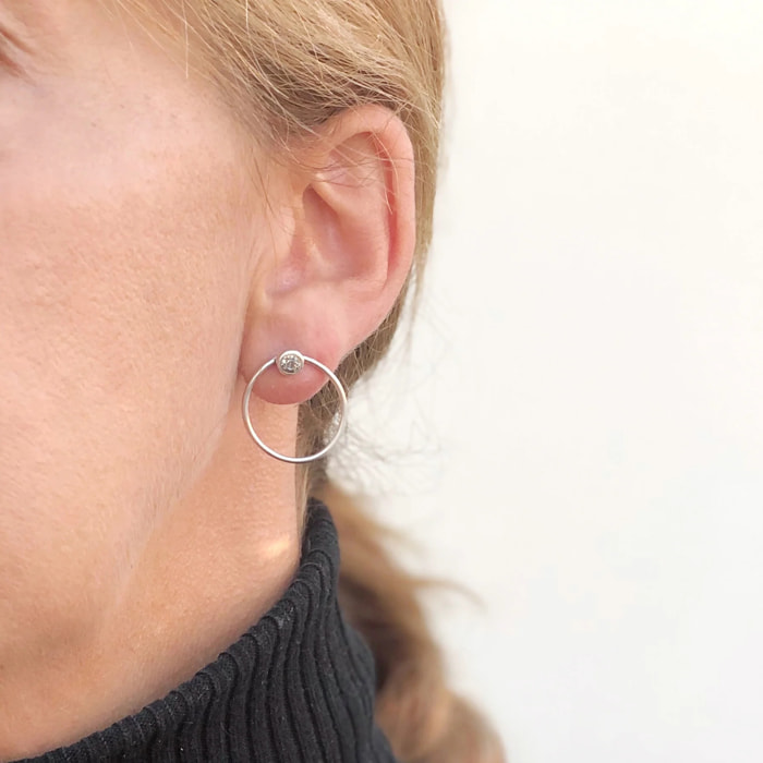 Pendiente plata de ley Swarovski"Hole Grey"