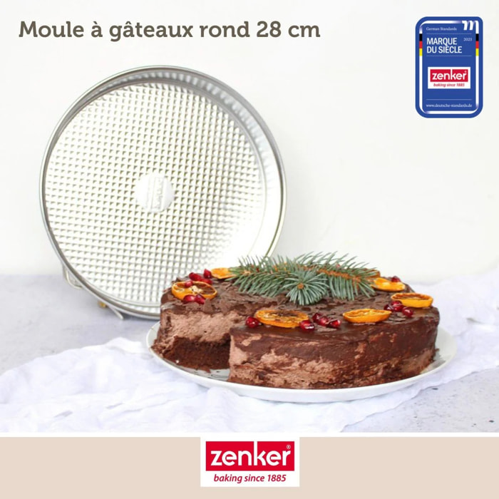 Set pâtisserie avec moule à manqué, 2 bols à mixer, verre mesureur et spatule Zenker