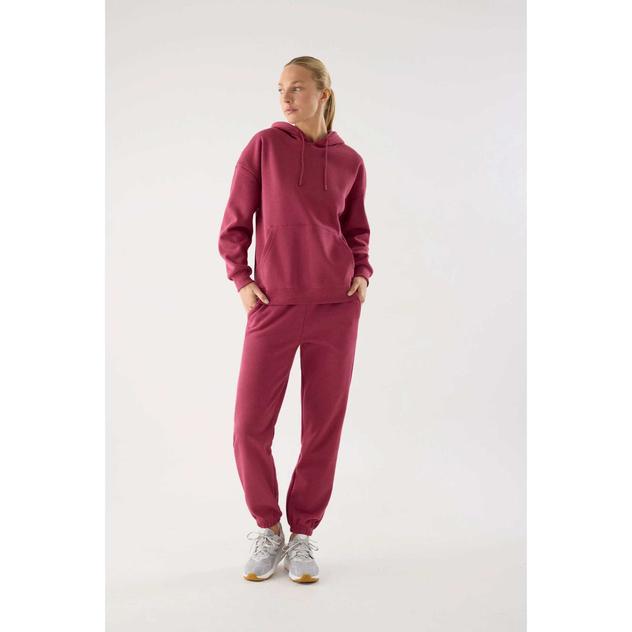 Conjunto de chándal deportivo afelpado sudadera con capucha y jogger rosa