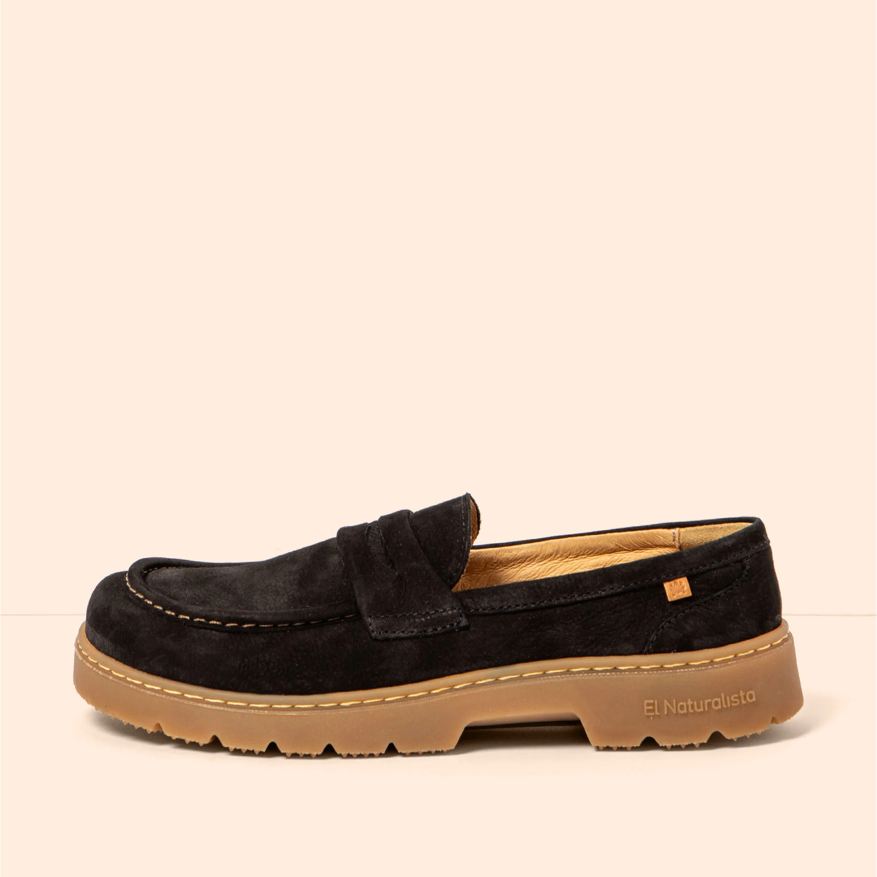 Zapatos N5239 NOBUCK BLACK / NOMADA color Black