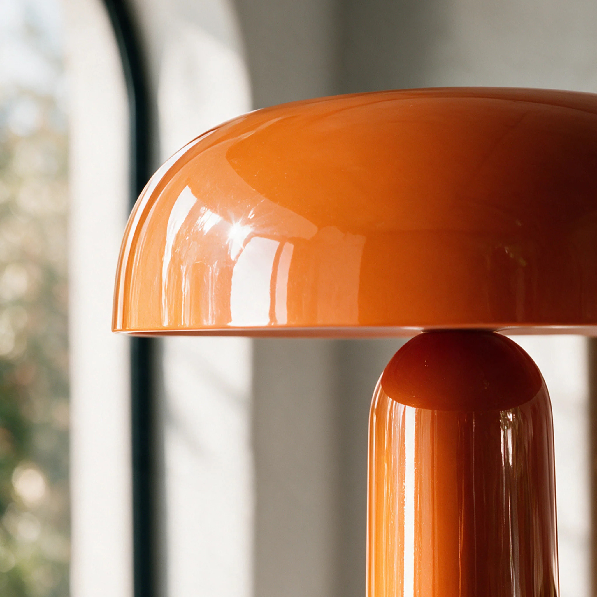 Lampadaire en métal orange - Livia