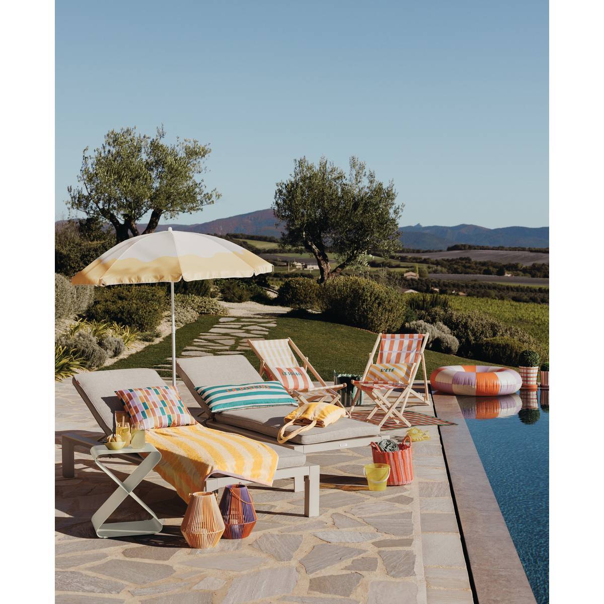 Table d'appoint Elder beige 35,5x30x45,5cm