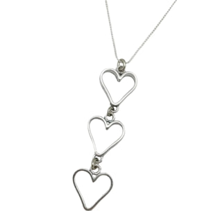 Collar triple corazón en caida a 40cm chapado plata