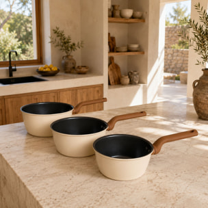 Set de 3 casseroles avec revêtement céramique en acier carbone beige  PRATICOOK
