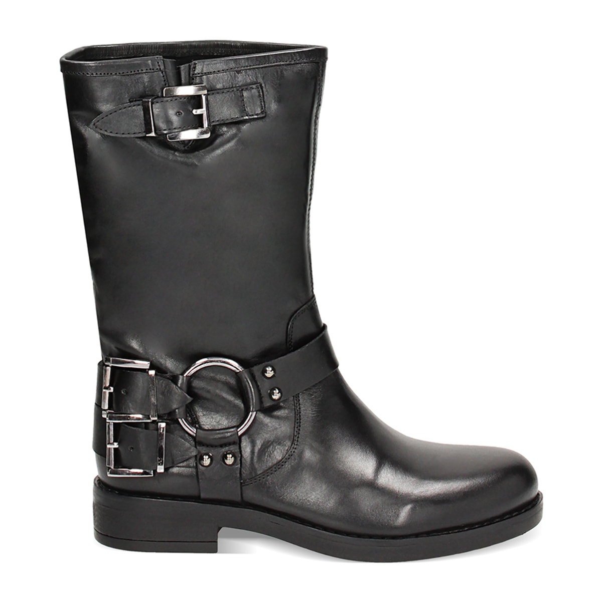 Biker negro de piel bajas