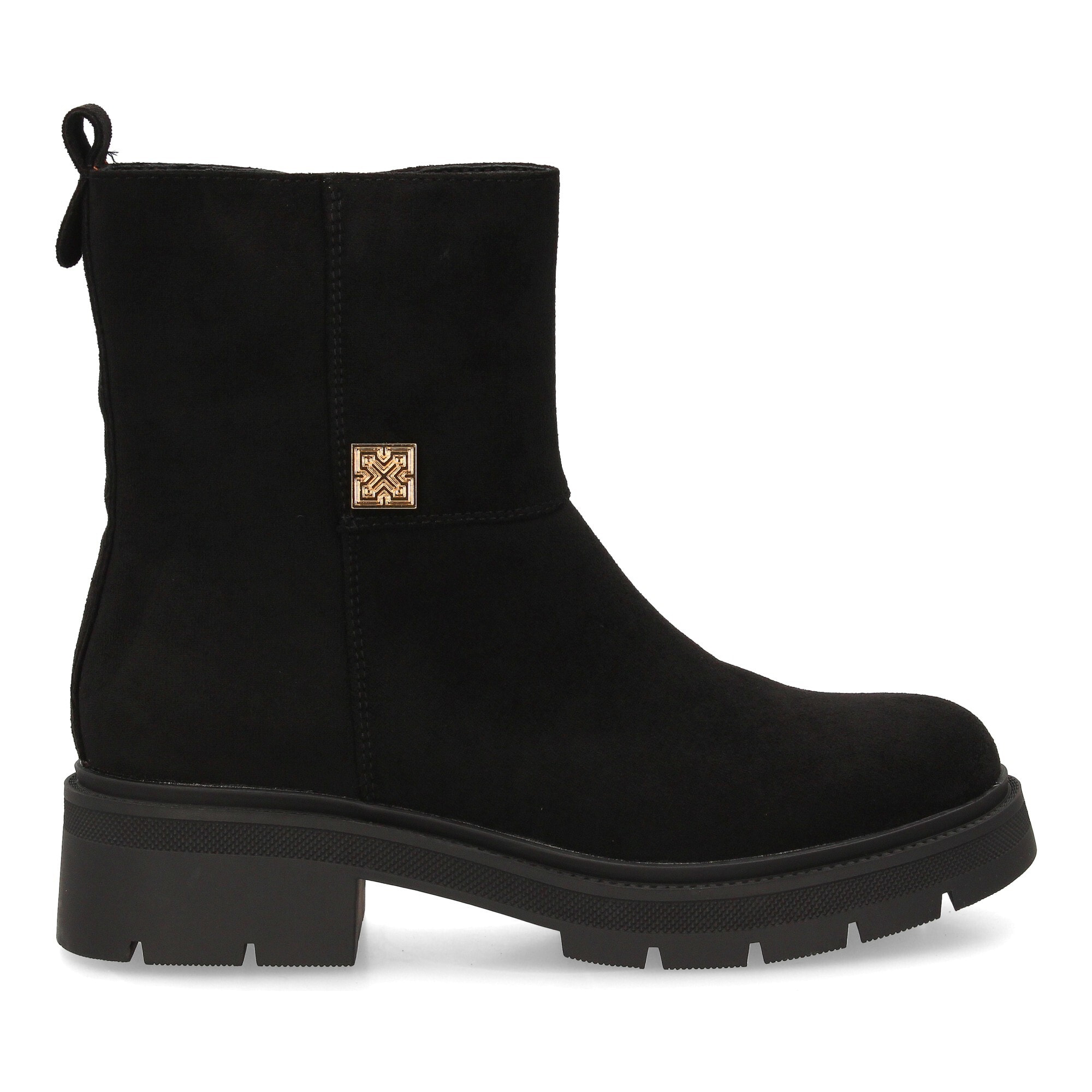 Botín moderno de mujer con detalle metálico