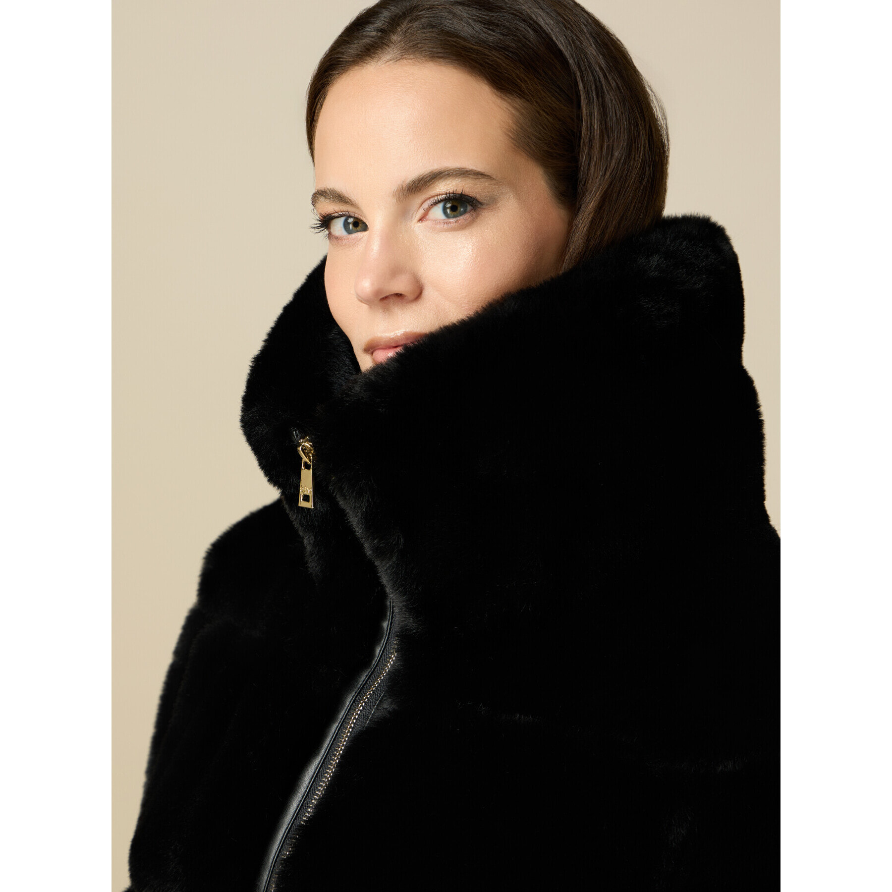 Oltre - Chaqueta teddy con puños de punto - Negro