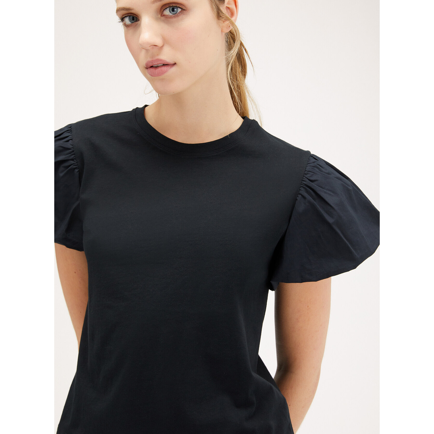 Motivi - Camiseta con mangas con forma de globo - Negro