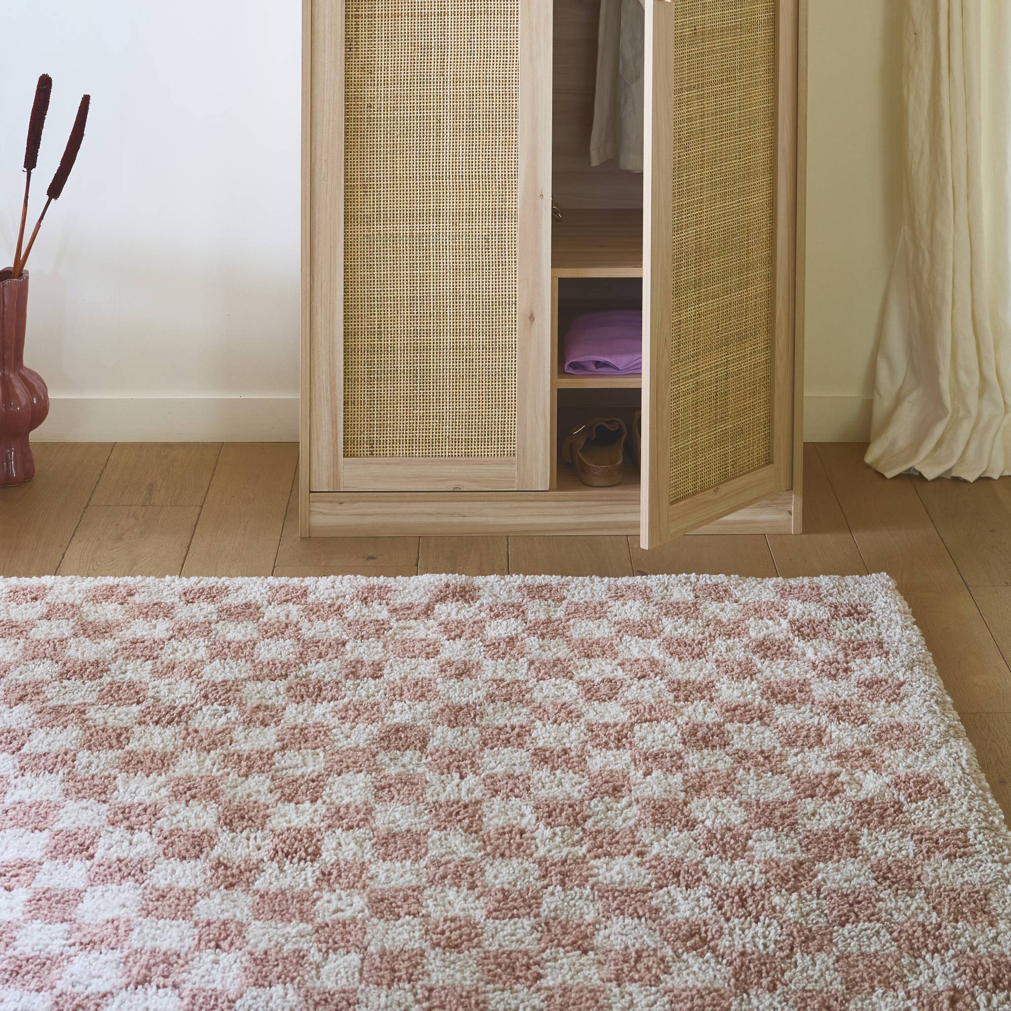 Tapis intérieur shaggy damier vieux rose et crème TAYLOR