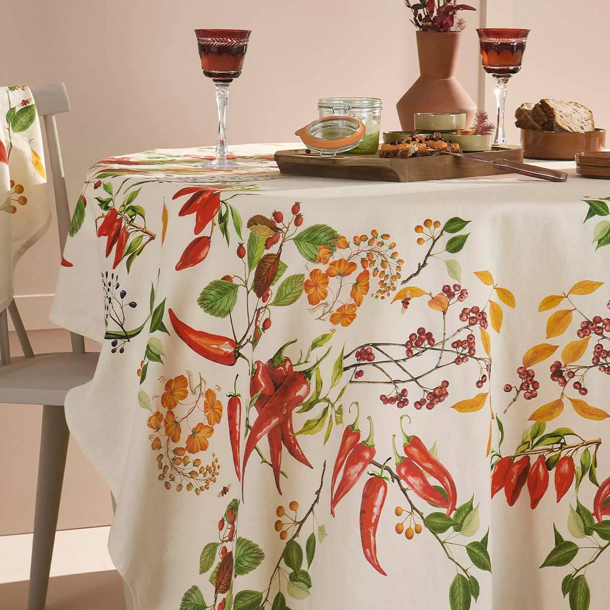 Nappe lin & coton lavé 150 g/m² imprimé vert rouge Piments doux caliente