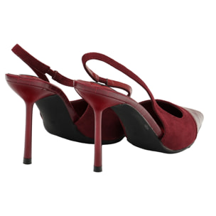 Decolletè in simil-pelle scamosciata con punta pitonata