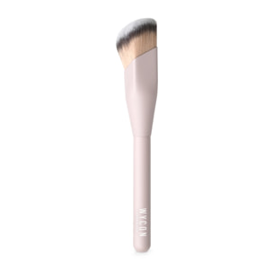 F102 FOUNDATION BLENDER Pennello viso ideale per fondotinta liquidi ed in crema.