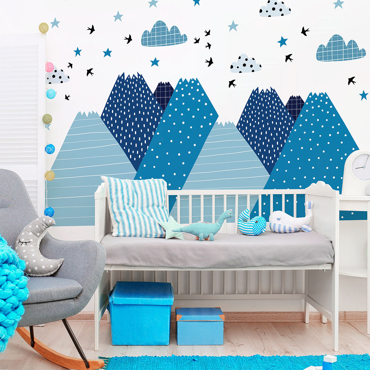 Stickers muraux enfants - Décoration chambre bébé - Autocollant Sticker mural géant enfant montagnes scandinaves PIERKA