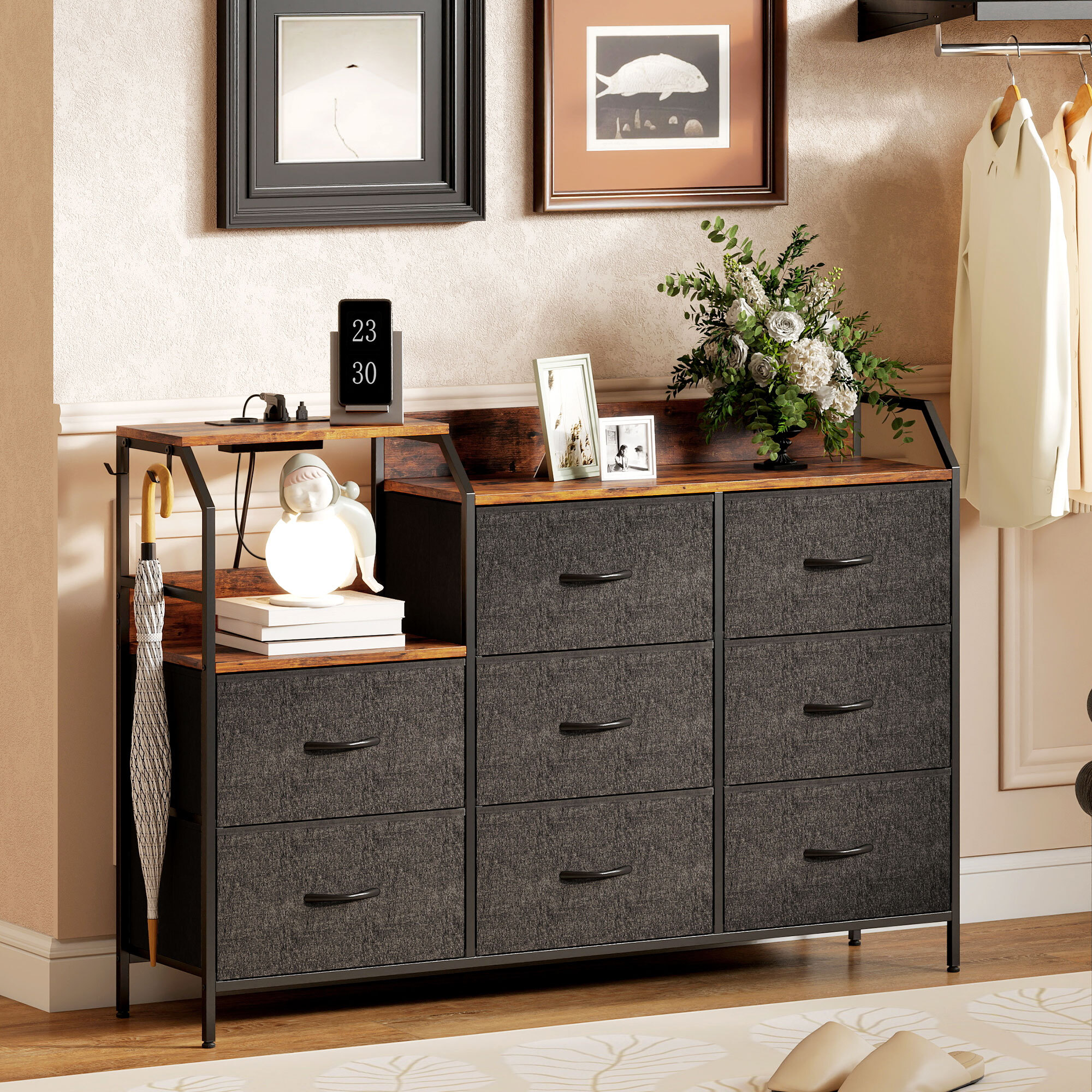 Commode 8 tiroirs non tissés anthracite station de recharge intégré acier noir effet bois vieilli