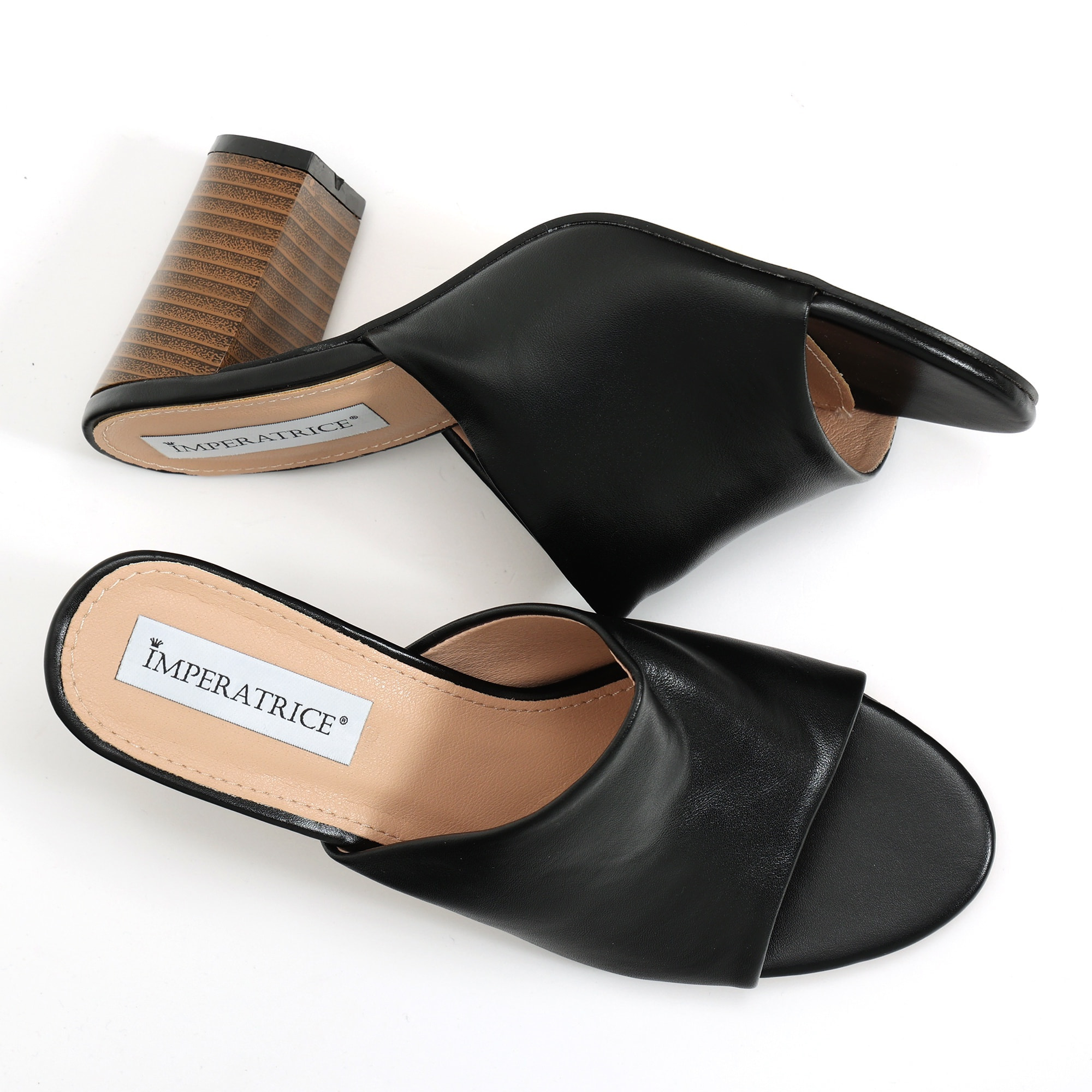 Sandali in simil pelle con tacco alto comodo