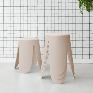 Set de 4 tabourets empilables. beige. bouclette texturée. NIKI. Ø30 / 44 x H46cm