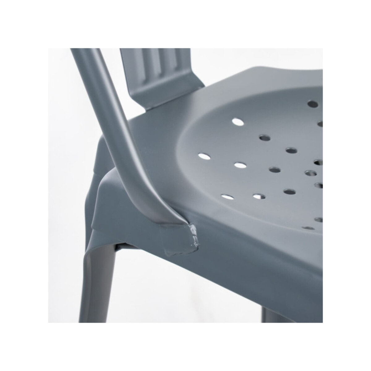 Chaise industrielle vintage en métal empilable – STEAL