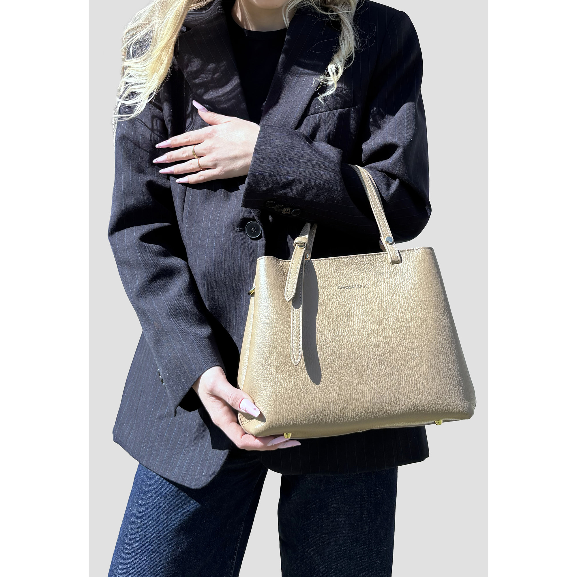 Borsa a Mano Elegante da Donna in Pelle Martellata con Tracolla