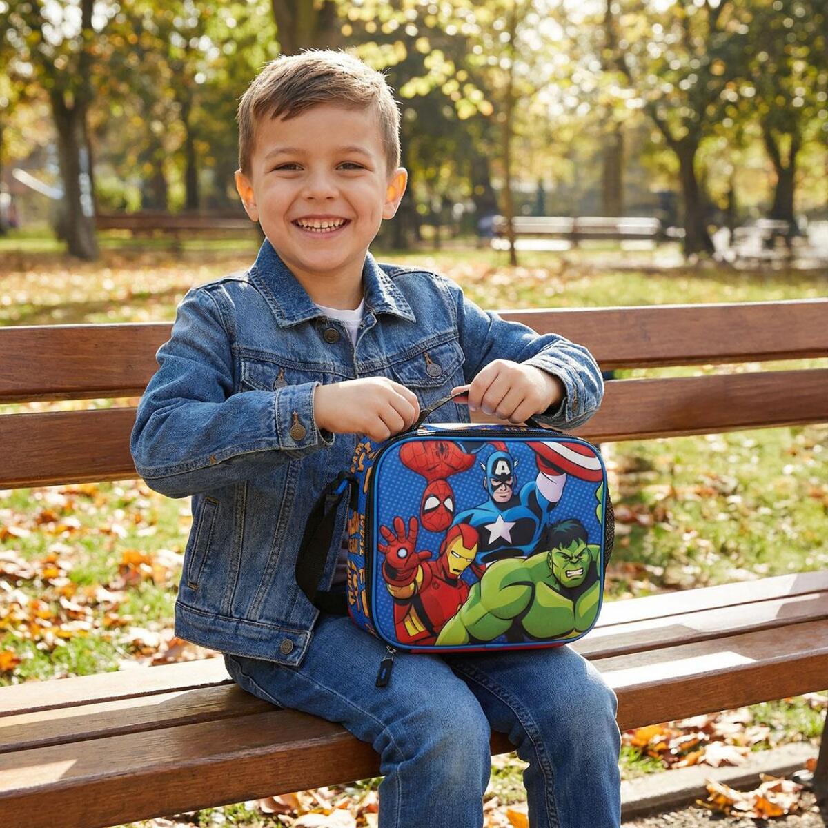 Bolsa Isotérmica 3D Avengers - Color Rojo