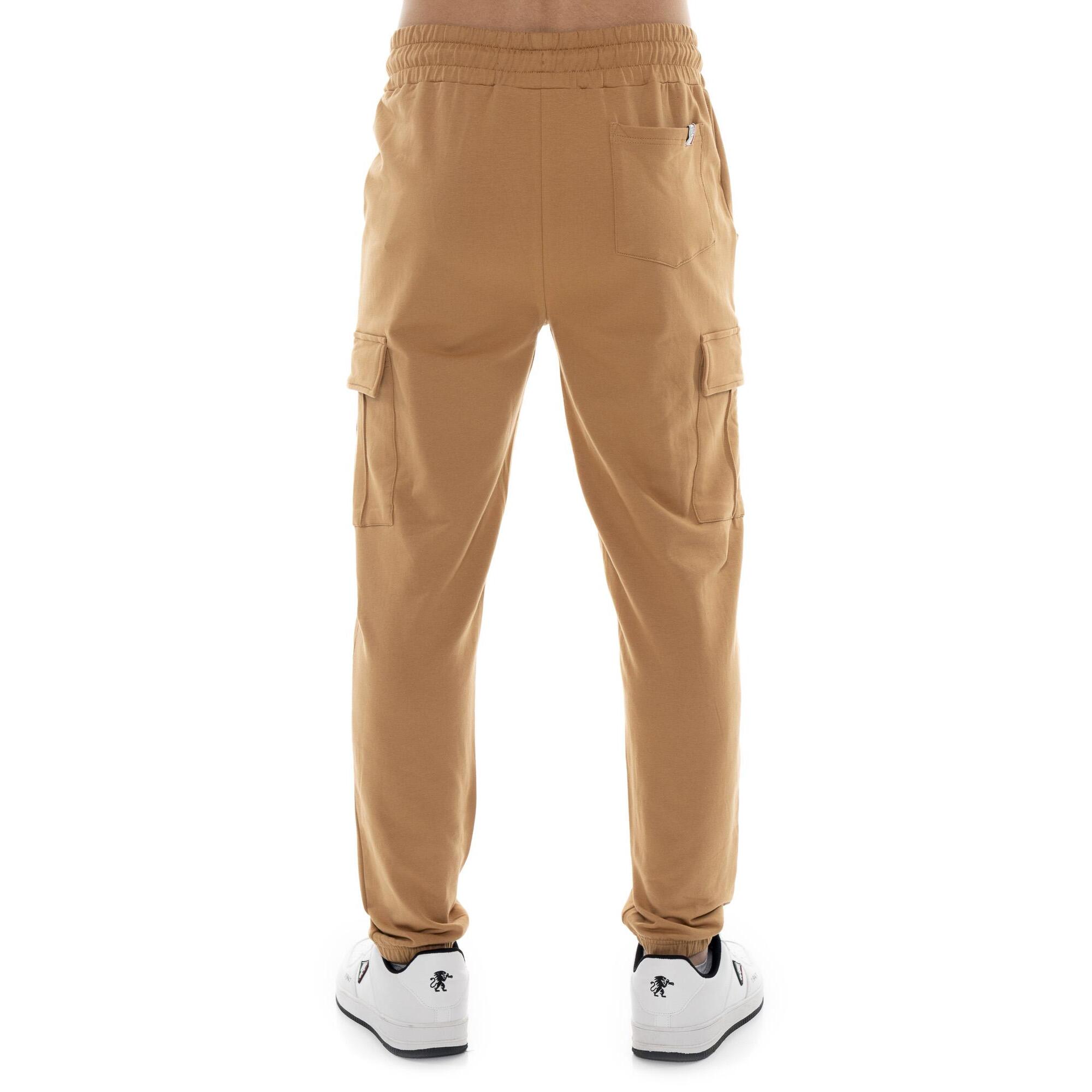 Pantalón de deporte de invierno para hombre con pequeño logo "Basic" en el puño