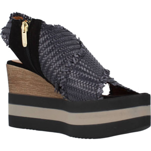 SANDALIAS ALPE 4749 95