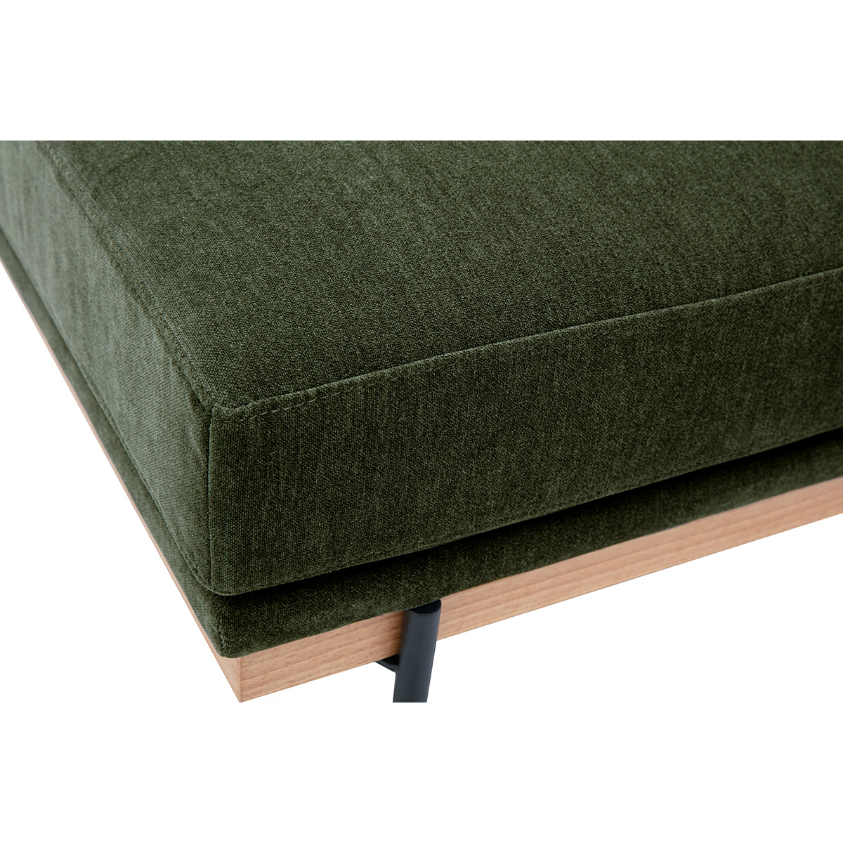 Pouf repose pieds en tissu effet velours vert kaki et métal noir TODD