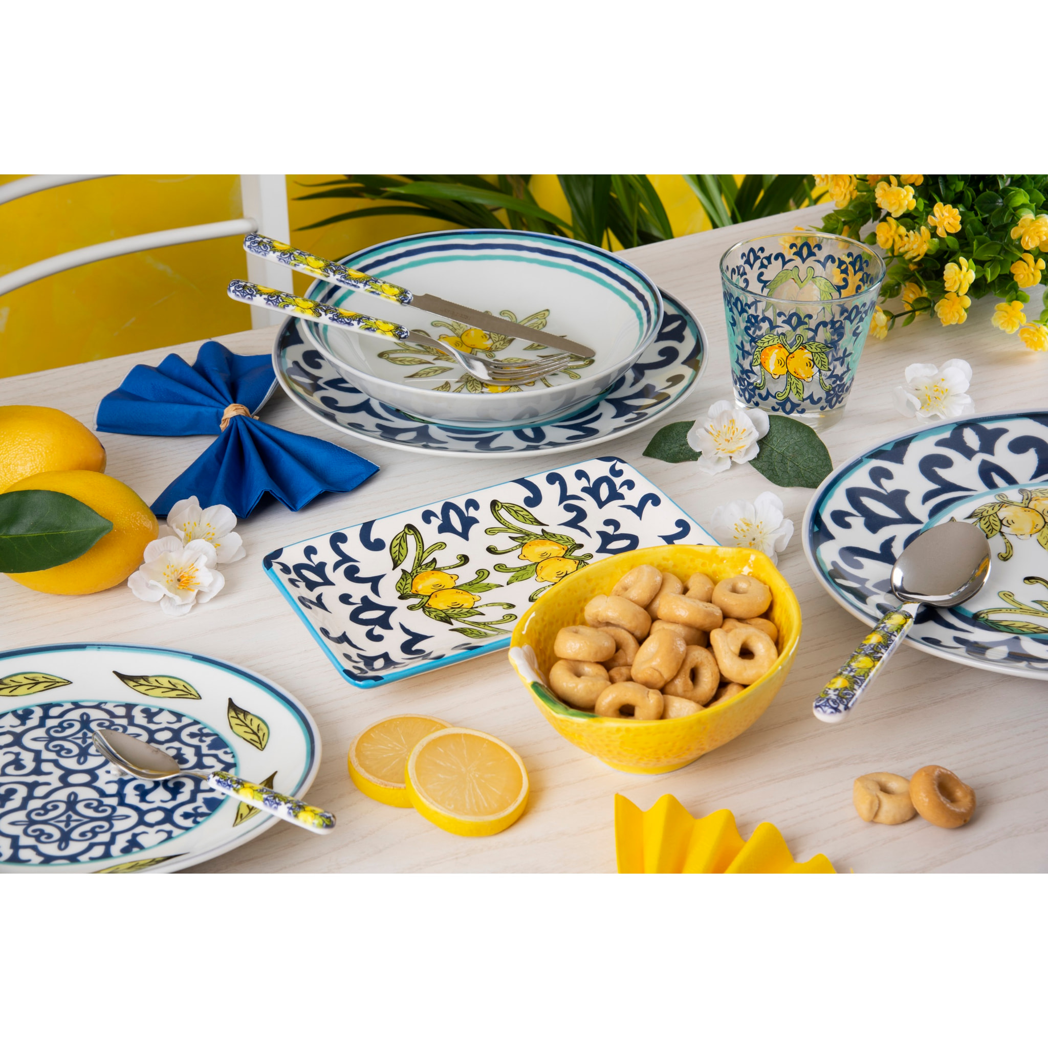 Service 18 assiettes Excelsa Amalfi, porcelaine, multicolore